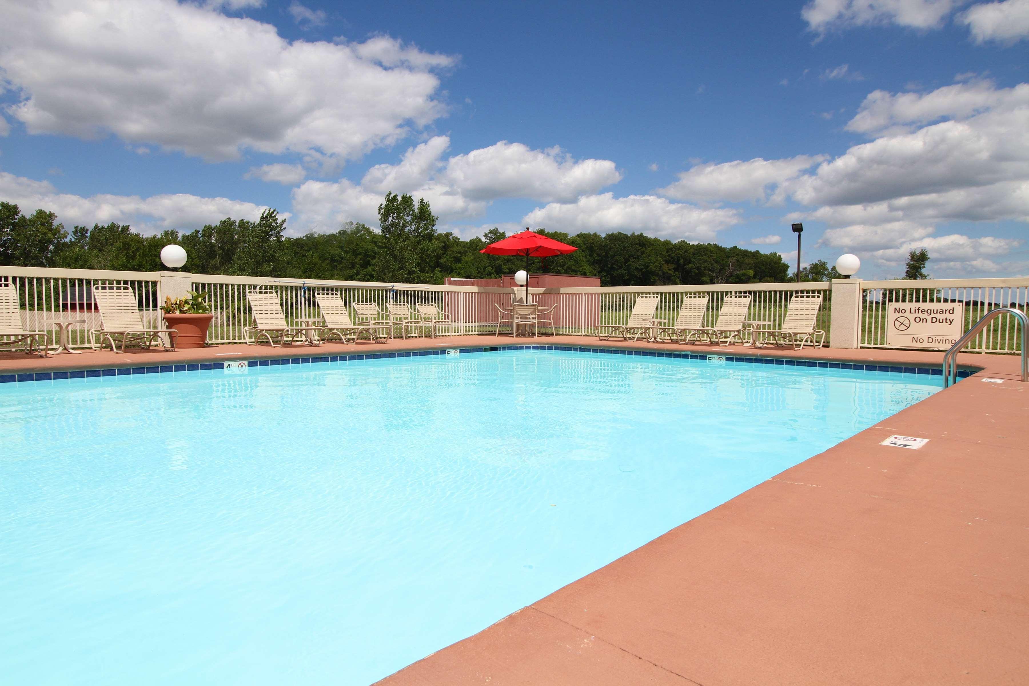 Country Inn & Suites By Radisson, Sandusky South, Oh Milan Exteriör bild
